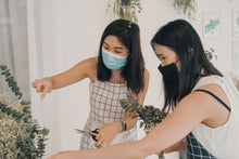 Load image into Gallery viewer, Succulent Bouquet Making Workshop
